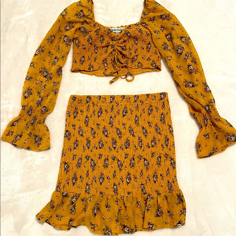 Two Piece Set